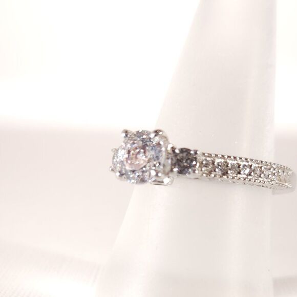 Simulated Diamond Ring J Francis SWAROVSKI 2 Carats tw Size 9 - Picture 7 of 11